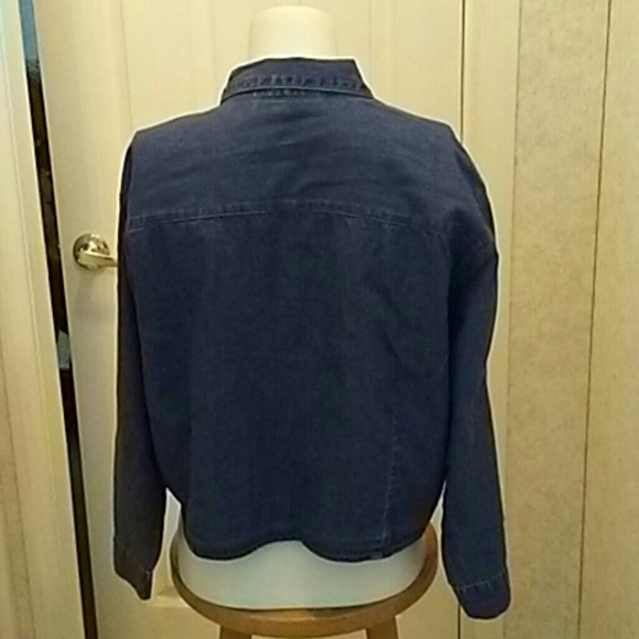 Casey And Max  Chambray Top - Picture 4 of 4